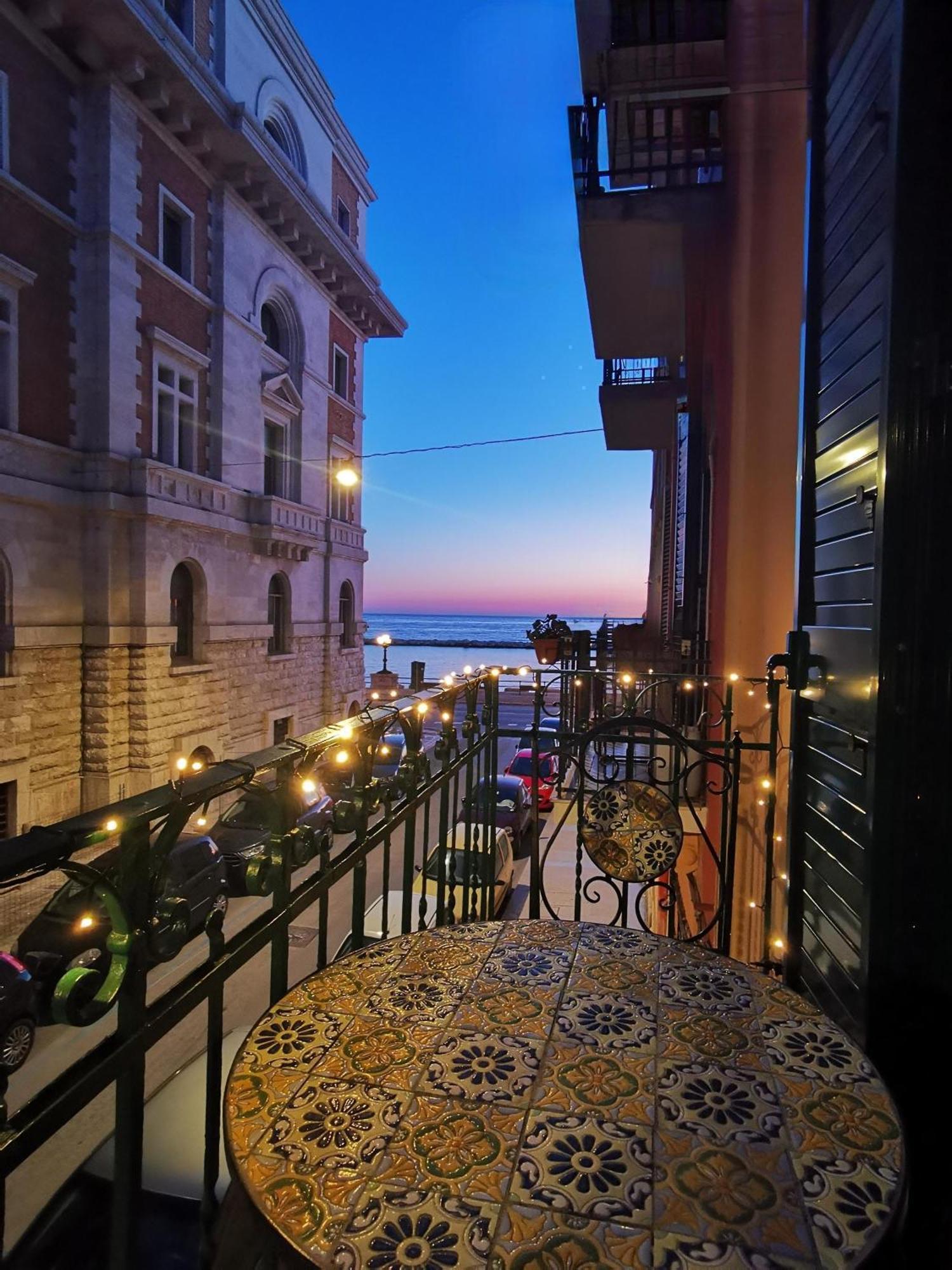 Cattaro 65 - Flexible Check-In Apartments Bari Extérieur photo